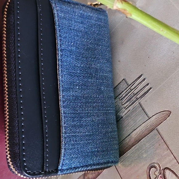 Michael Kors Blue Leatherand and Denim  Card Holder - Picture 2 of 6